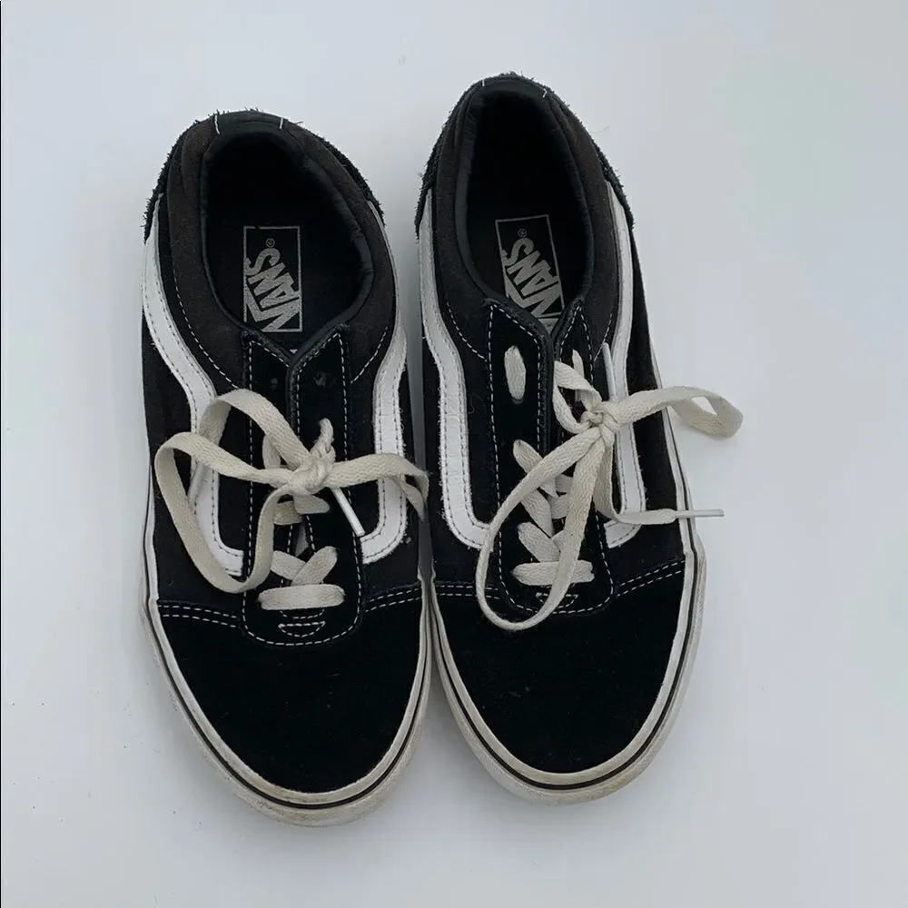 Vans Kids Black and White Sneakers boys size 5
